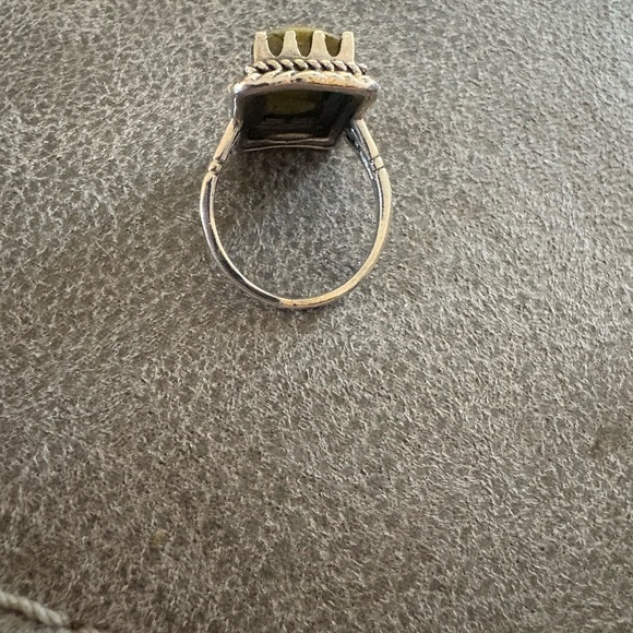 EUC not worn but few times. Southwestern.925 ring. Size 6.5 - Picture 3 of 10